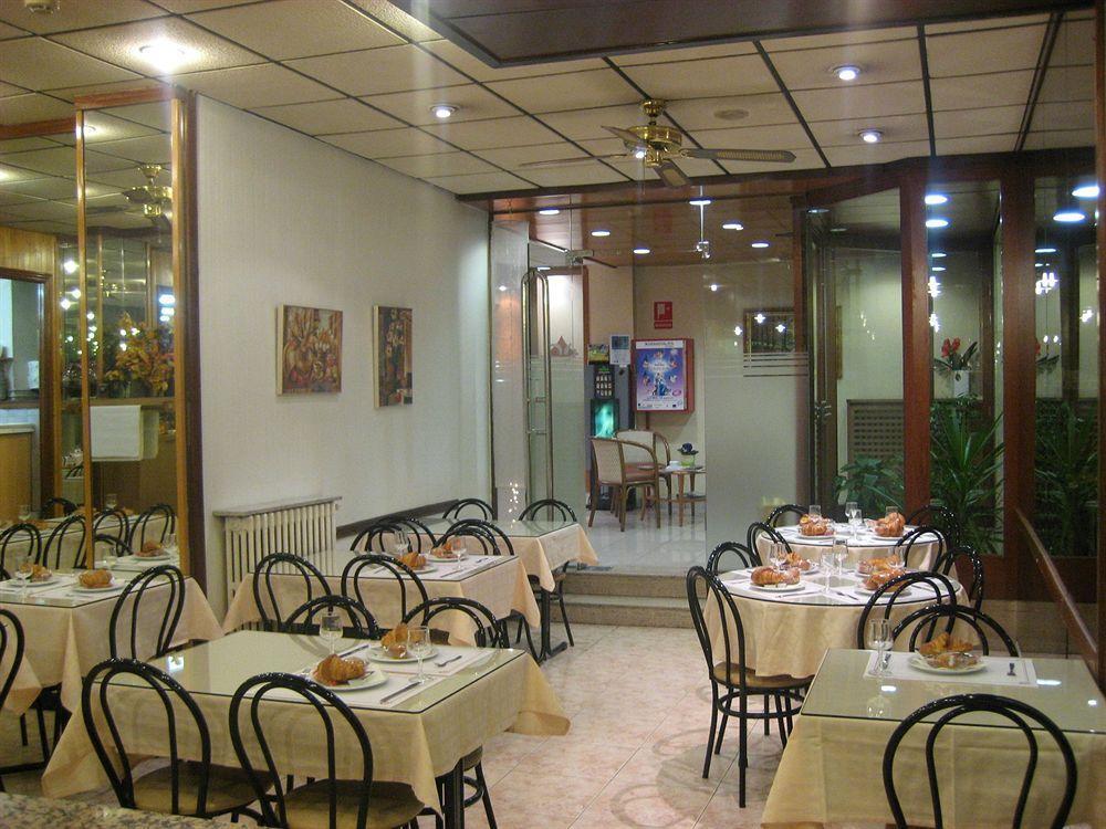 Hotel Festa Brava Andorra la Vella Exteriör bild